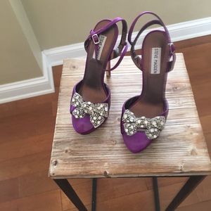 Steve Madden purple satin heels